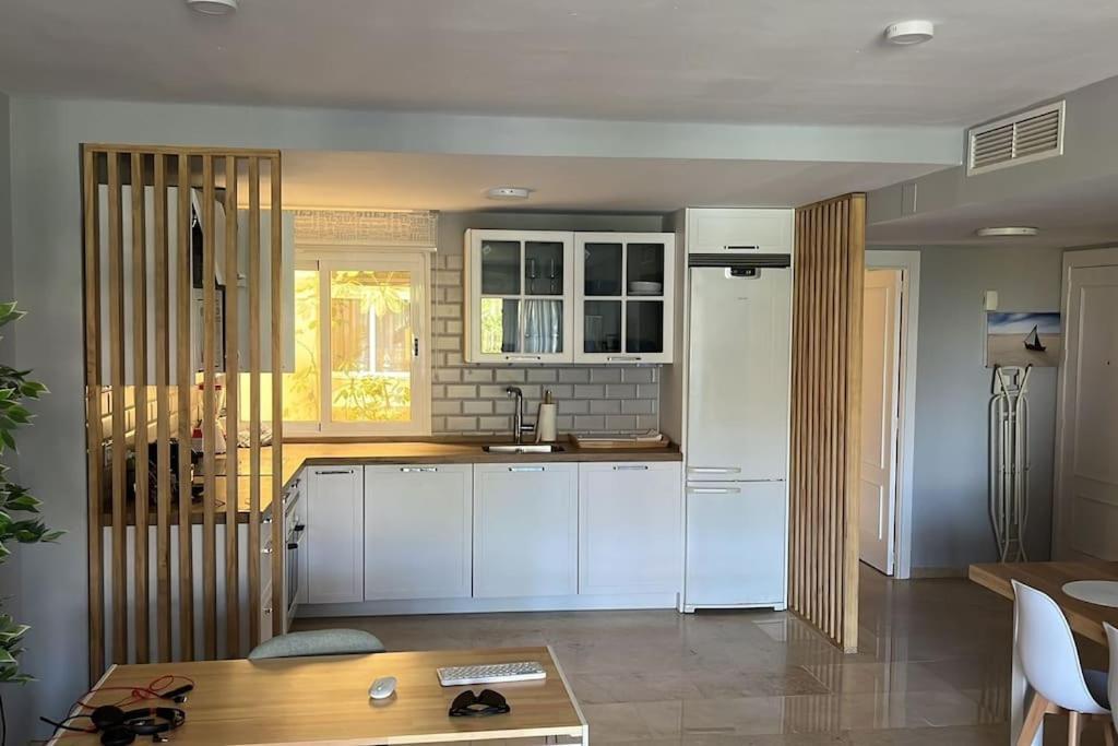 Sotogrande Paseo Del Mar - 10 Steps Away From The Beach San Roque  Bagian luar foto